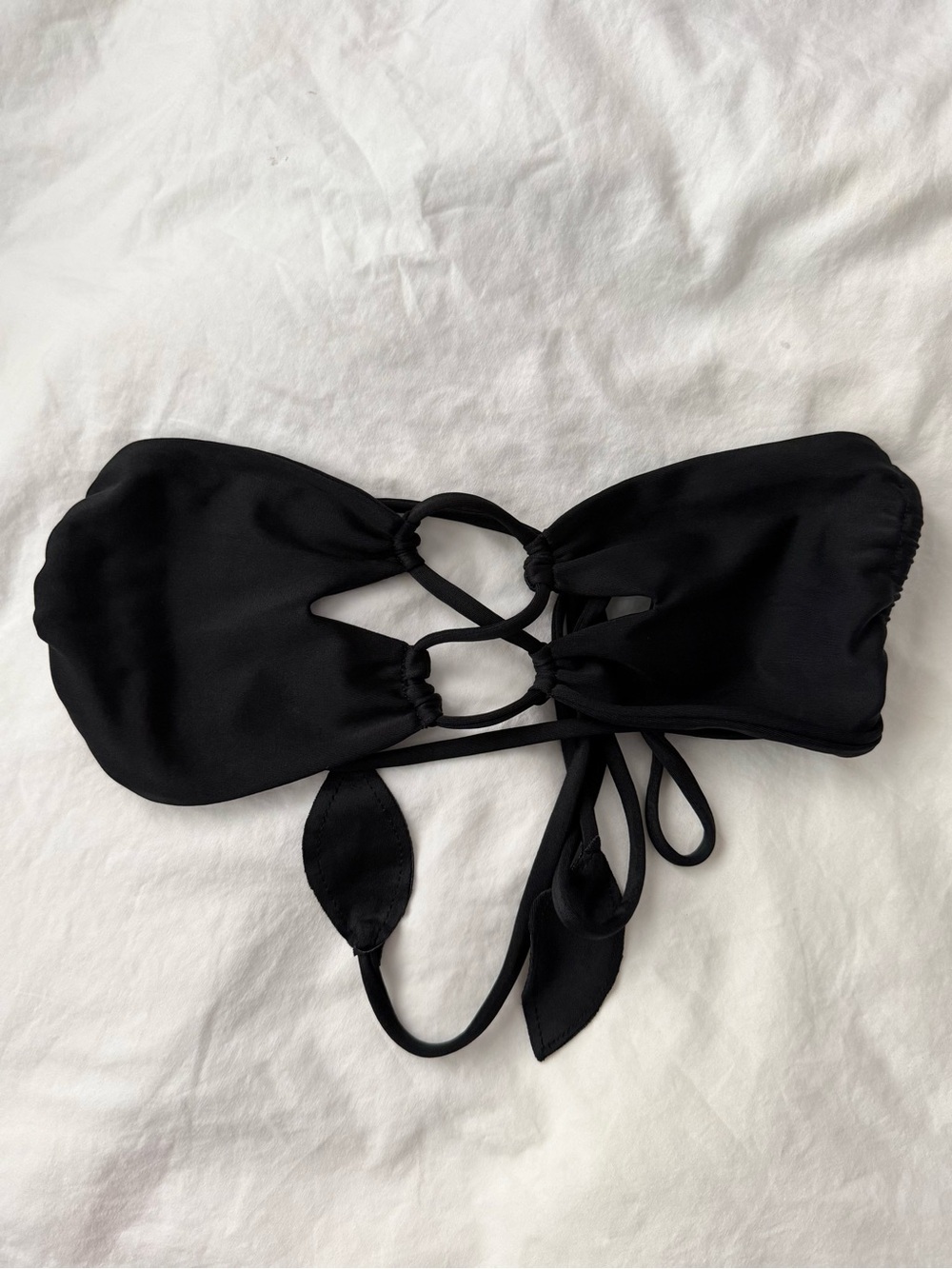 Black benoa amy top